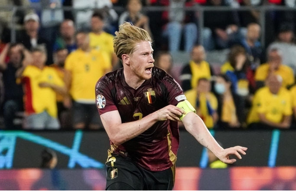 精准传球击穿对手防线,助球队打破僵局 精准传球击穿对手防线,助球队打破僵局