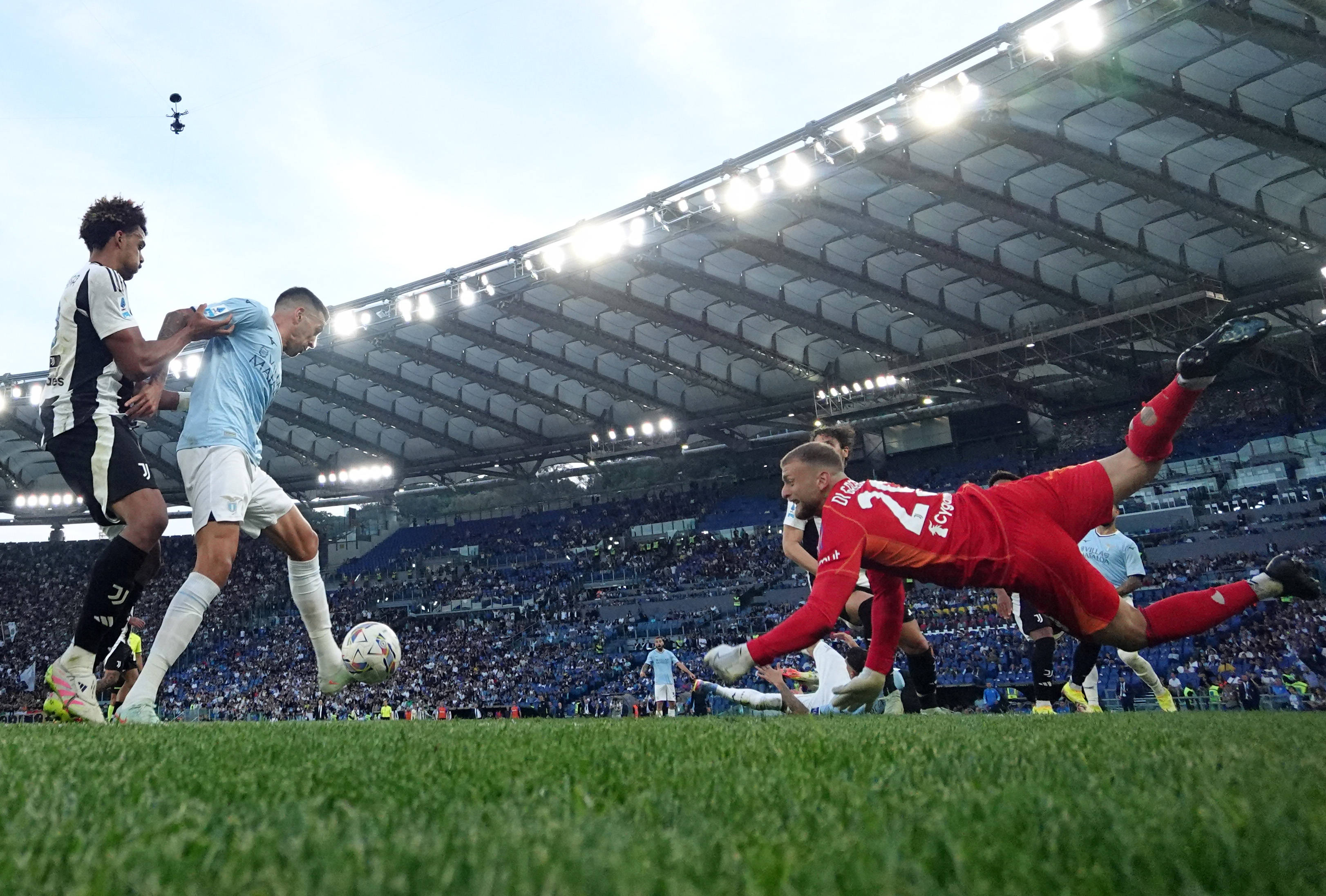 尤文图斯平局收官，意甲竞争越发激烈