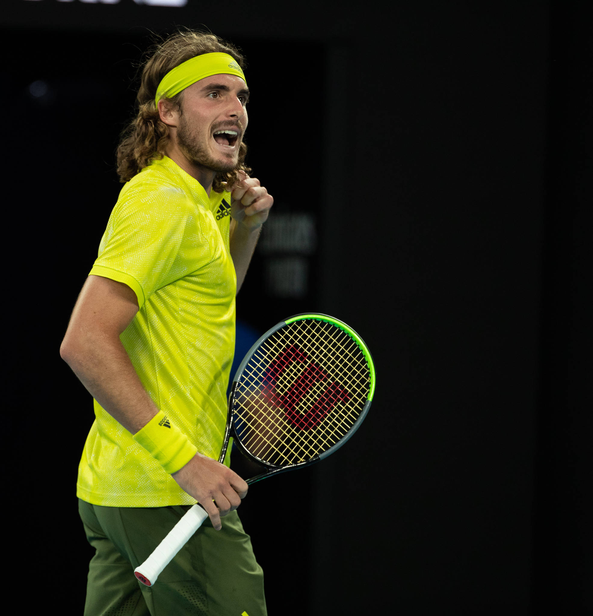 关于英国网球队逆转世界网球队,西西帕斯制霸全场的信息 关于英国网球队逆转世界网球队,西西帕斯制霸全场的信息